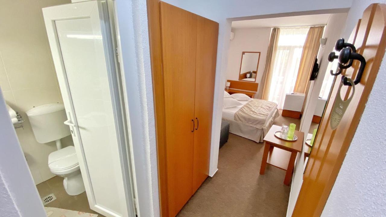 Hotel Decebal Neptun Extérieur photo